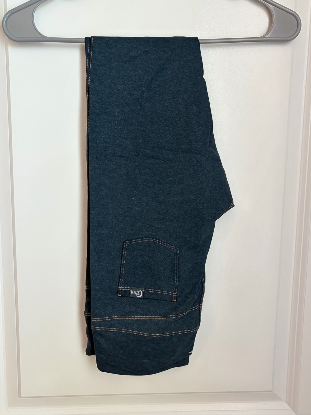 Women's Denim like Leggings with Pocket Stitch Detail